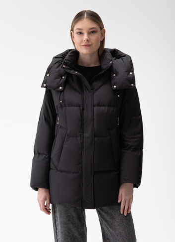 Женский пуховик с капюшоном 
