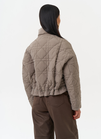 Короткая куртка с воротником стойкой