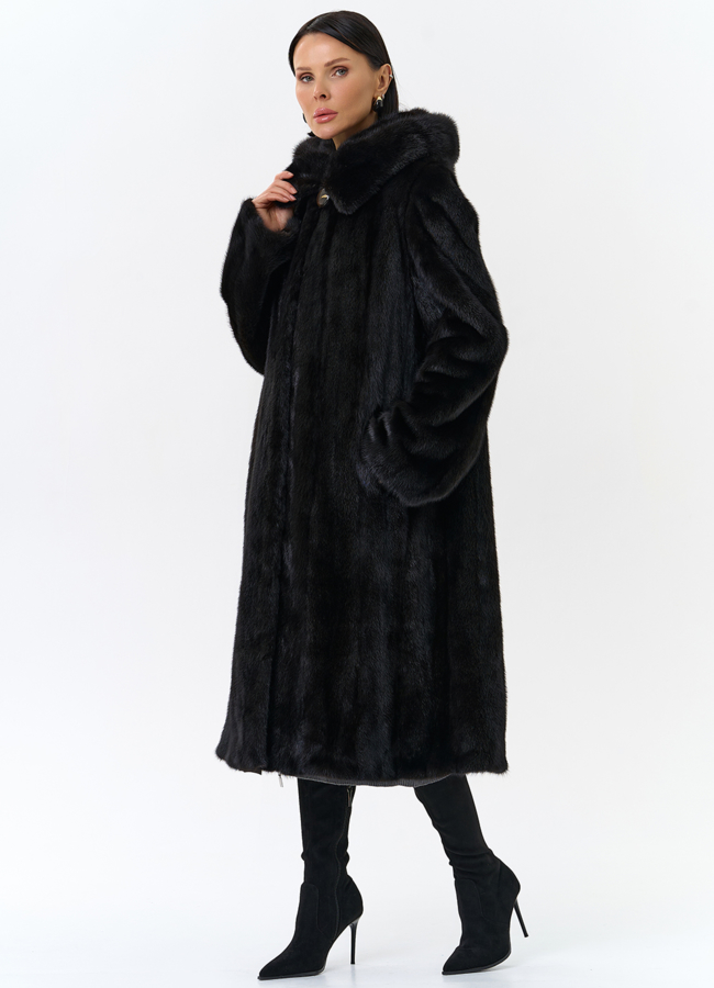 Шуба из норки в цвете махагон модель № 26691 в рассрочку