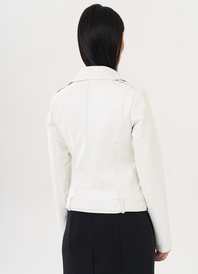 Куртка из эко кожи белого цвета модель № 26972 универмаг малина