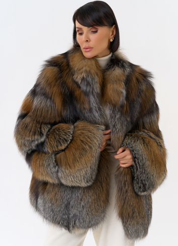 Короткая шуба из лисы