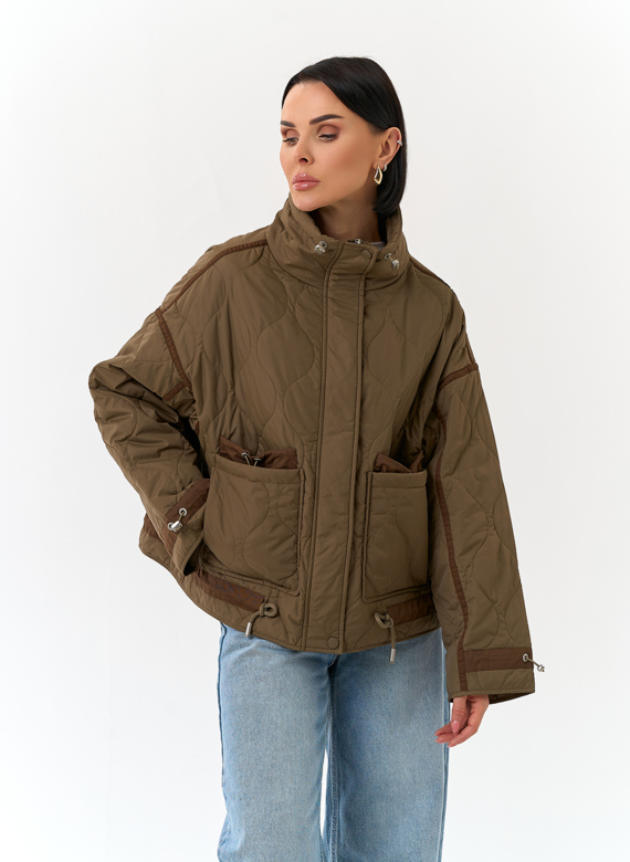 Женская куртка с воротником стойкой