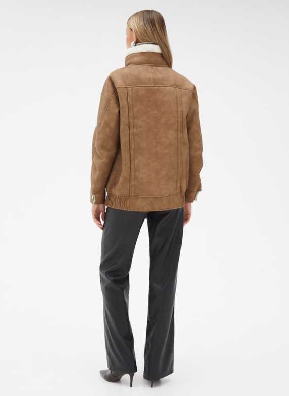 Женская дубленка из эко кожи с воротником стойкой