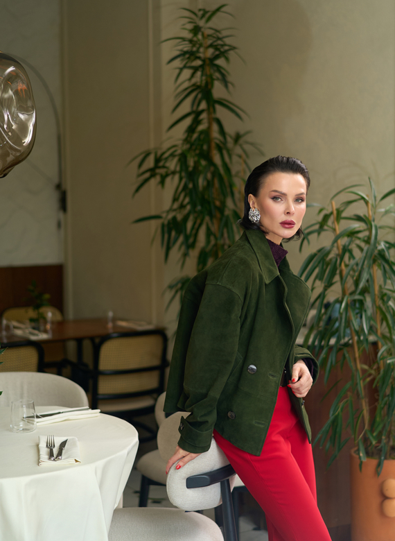 Женская куртка из натуральной замши