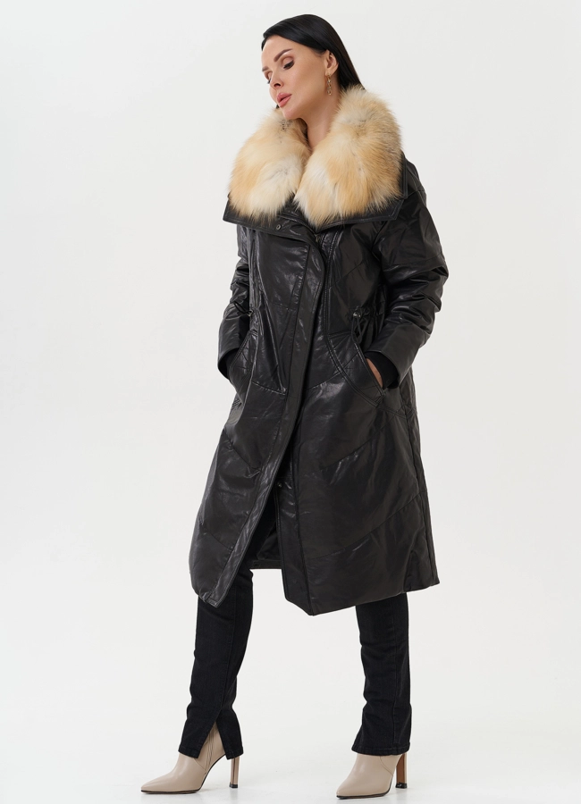 Женский кожаный пуховик с отделкой из меха лисы модель № 28110 универмаг малина