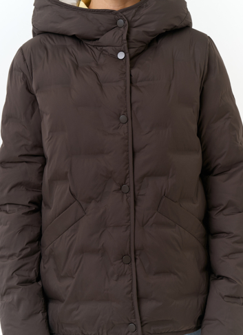 Женская куртка с капюшоном