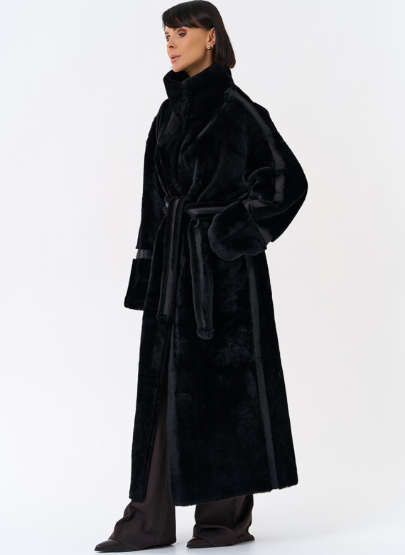 Женская двухсторонняя дубленка с воротником стойкой