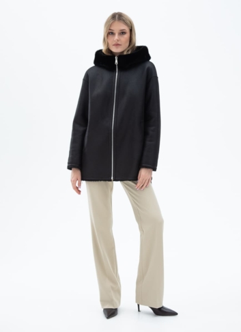 Женская двухсторонняя дубленка из эко кожи с капюшоном