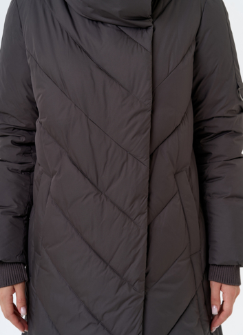 Женский длинный пуховик с капюшоном