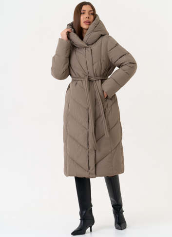 Женский пуховик с капюшоном