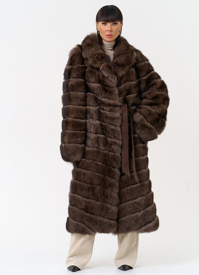 фото Длинная шуба из меха песца с английским воротником модель № 31670