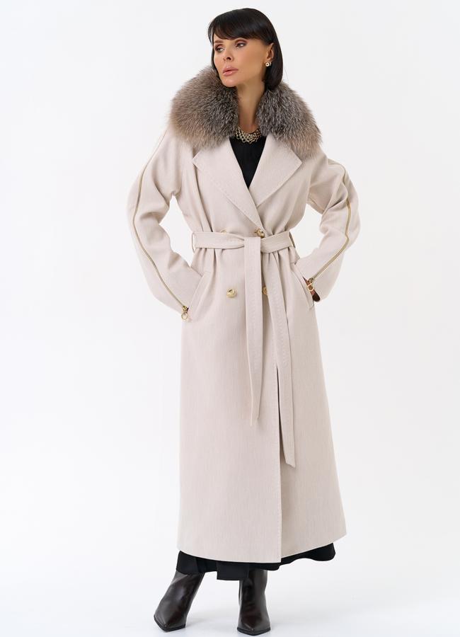 Утепленное женское пальто с английским воротником из меха лисы модель № 31933 в кредит