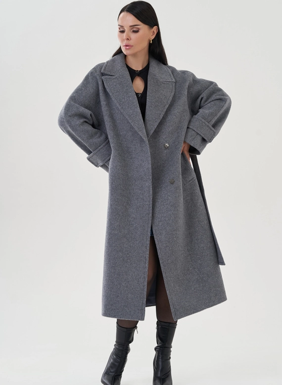 Пальто с английским воротником 